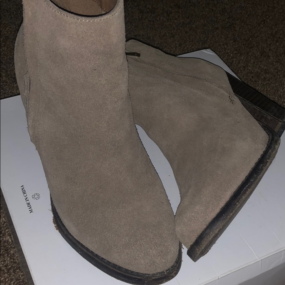 Silence and noise ankle booties